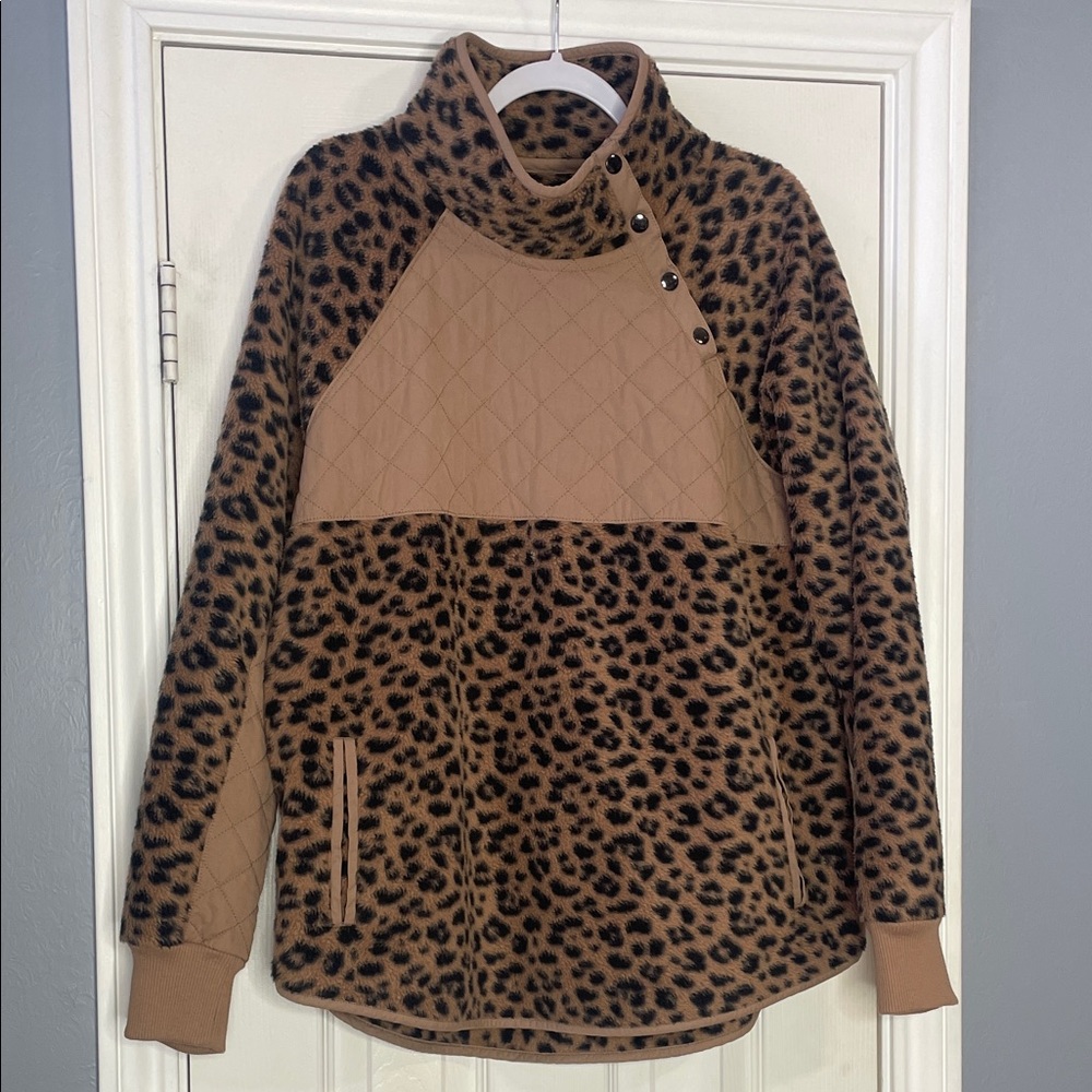A&F Leopard Print Quilted Panel Pullover Jacket - Tan/Black Sz XL EUC
